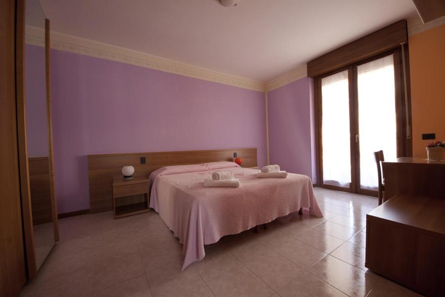 Hotel St. Antony Bardolino Chambre photo